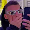 Евгений из Амстердама, мне 18, познакомлюсь без обязательств