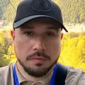 Антон из Луганска, ищу на сайте общение