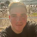 Ilya из Одессы, мне 24, познакомлюсь для на одну ночь