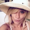 Я Эвелина, 24, знакомлюсь для дружбы в Клейниках