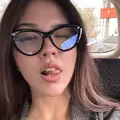 Олюшка из Парижа, ищу на сайте дружбу