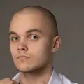 Я Владимир, 18, из Барнаула, ищу знакомство для постоянных отношений