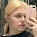 Я Dasha, 18, из Днепра, ищу знакомства без обязательств