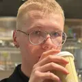 Я Артём, 24, из Сарова, ищу знакомство для приятного времяпровождения