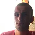 Я Максим, 27, знакомлюсь для без обязательств в Калиновке