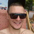 Александр из Алматы, мне 30, познакомлюсь для общения