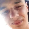 Я Кирилл, 23, из Салоников, ищу знакомство для приятного времяпровождения