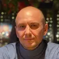 Александр из Москвы, мне 40, познакомлюсь для приятного времяпровождения