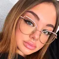 Alina из Одессы, мне 24, познакомлюсь для открытые отношения