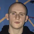 Я Саня, 20, из Минска, ищу знакомство для постоянных отношений