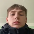 Я Денис, 18, из Витебска, ищу знакомство для секса на одну ночь