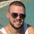 Кирилл из Брюсселя, мне 30, познакомлюсь для приятного времяпровождения