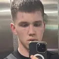 Я Миша, 25, знакомлюсь на одну ночь в Киеве