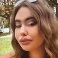 Я Зависимость, 20, из Харькова, ищу знакомство для дружбы