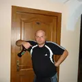 Алекс из Карпинска, мне 46, познакомлюсь для секса на одну ночь