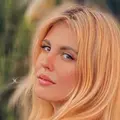 Olya из Днепра, ищу на сайте приятное времяпровождение