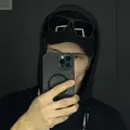 Я Влад, 23, из Кривого Рога, ищу знакомства на одну ночь