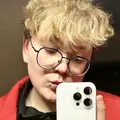 Я Артём, 22, из Амстердама, ищу знакомства без обязательств