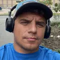 Артурчик из Снежного, ищу на сайте знакомства на одну ночь