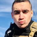 Олег из Сум, мне 27, познакомлюсь для общения