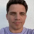 Я Артурчик, 34, из Снежного, ищу знакомства на одну ночь