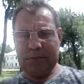 Oleg из Чернигова, мне 49, познакомлюсь для приятного времяпровождения