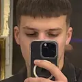 Артем из Киева, мне 25, познакомлюсь для совместных путешествий