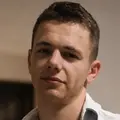 Я Oleh, 20, из Киева, ищу знакомства без обязательств