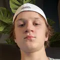 Александр из Берлина, мне 18, познакомлюсь на одну ночь
