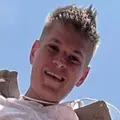 Я Даниил, 21, из Екатеринбурга, ищу знакомство для на одну ночь