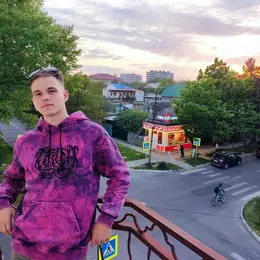 Я Иван, 21, из Приморско-Ахтарска, ищу знакомство для регулярного секса