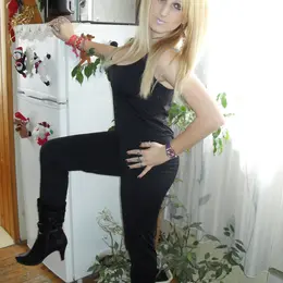 Я Алина, 22, знакомлюсь для регулярного секса в Свердловском