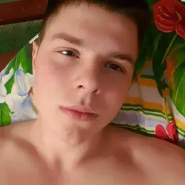 Я Михаил, 22, знакомлюсь для секса на одну ночь в Симферополе