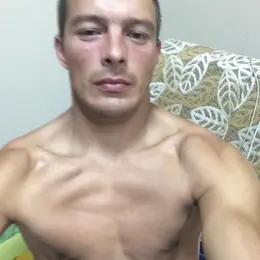 Maks из Смоленска, мне 36, познакомлюсь для секса на одну ночь