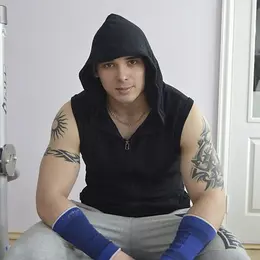 Я Вадим, 32, из Черногорска, ищу знакомство для регулярного секса
