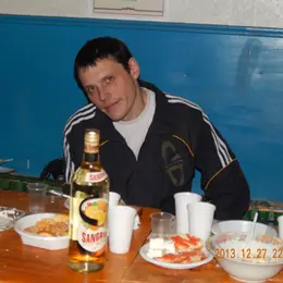 Я Aleks, 47, из Соликамска, ищу знакомство для регулярного секса