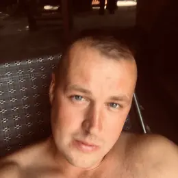 Я Андрей, 37, из Калининграда, ищу знакомство для секса на одну ночь