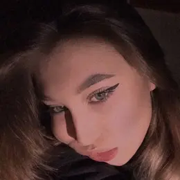 Александра из Москвы, мне 26, познакомлюсь для виртуального секса