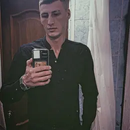 Я Владимир, 27, из Ейска, ищу знакомство для секса на одну ночь