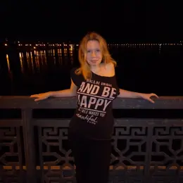 Катя из Воронежа, ищу на сайте секс на одну ночь