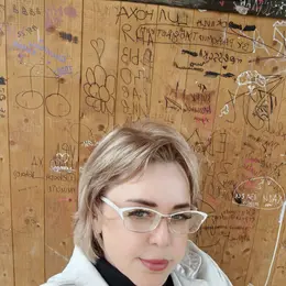 Я Виктория, 42, знакомлюсь для секса на одну ночь в Москве