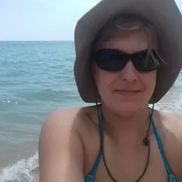 Мы Julgena, 46, из Севастополя, ищу знакомство для приятного времяпровождения