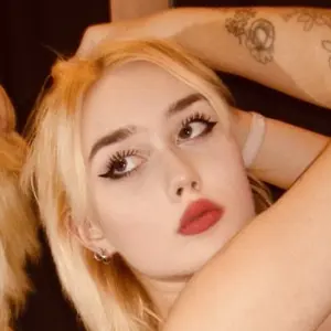 Anastasia из Киева, ищу на сайте дружбу