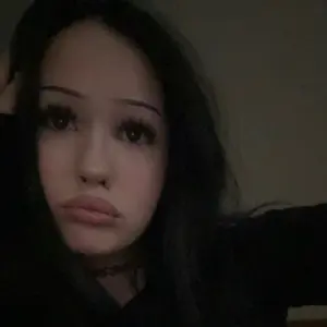 Даша из Красноярска, мне 24, познакомлюсь для на одну ночь