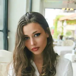 Я Катерина, 19, из Пугачева, ищу знакомство для виртуального секса