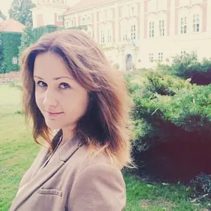 Алина из Далматова, ищу на сайте регулярный секс