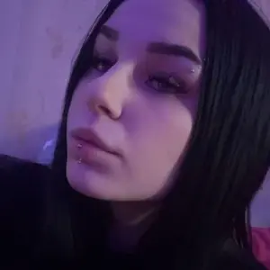 Я Яна, 20, из Барановичей, ищу знакомство для общения