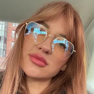 Я Мария, 38, из Санкт-Петербурга, ищу знакомство для приятного времяпровождения