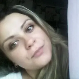 Лена из Нежина, мне 37, познакомлюсь на одну ночь