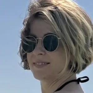 Я Ann, 38, знакомлюсь для приятного времяпровождения в Дубае